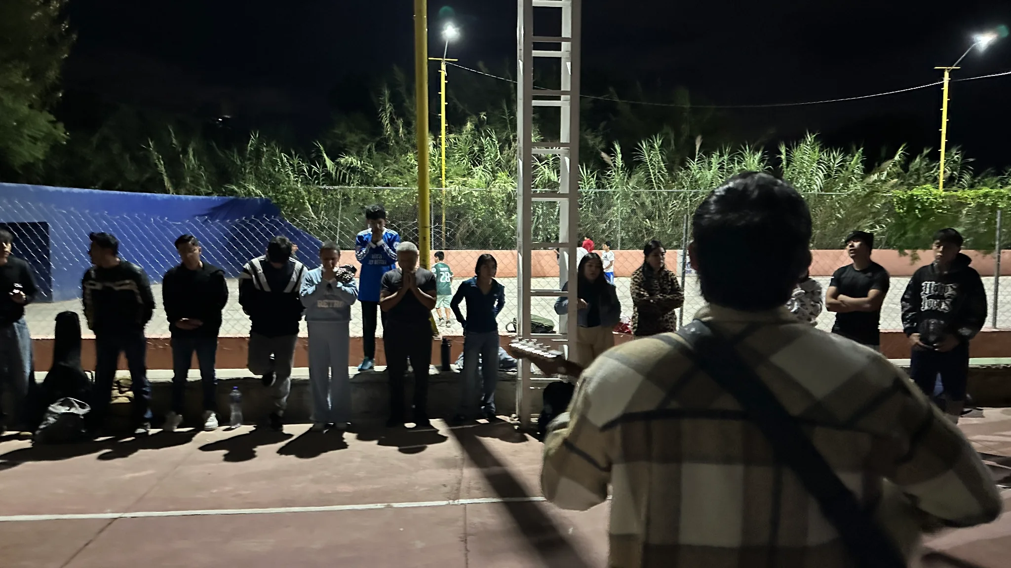 Buenos Puertos frente a los jóvenes en las canchas